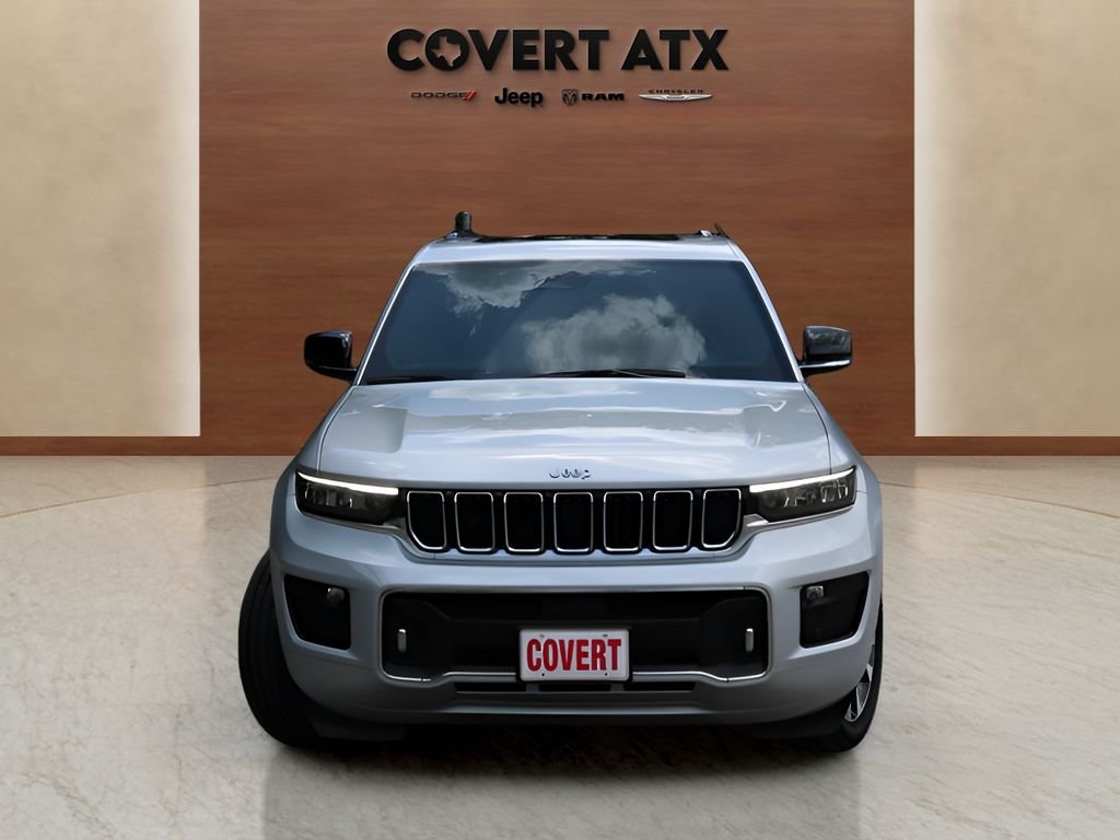 Used 2022 Silver Jeep Overland image 8