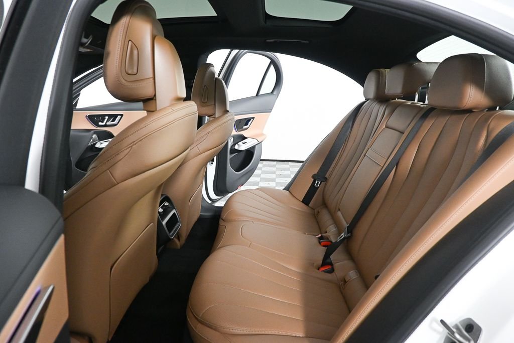 New 2026 Polar White Mercedes-Benz E 450 image 18