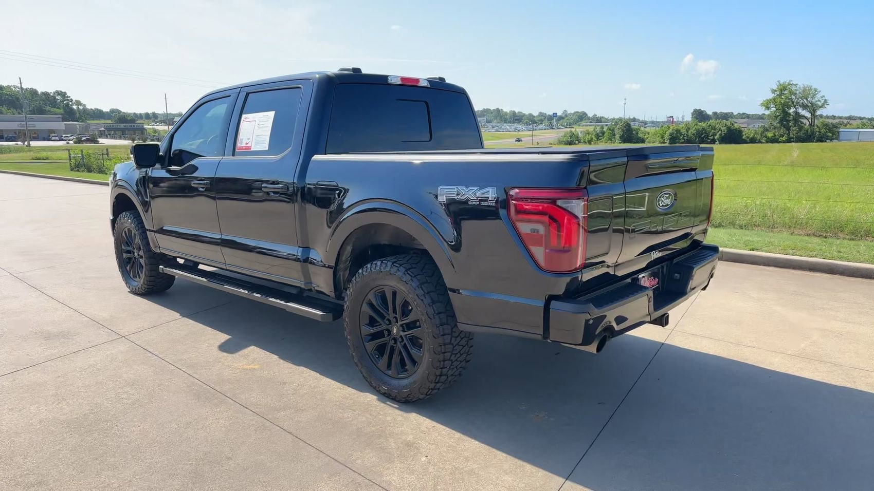 Used 2025 Black Metallic Ford LARIAT image 7