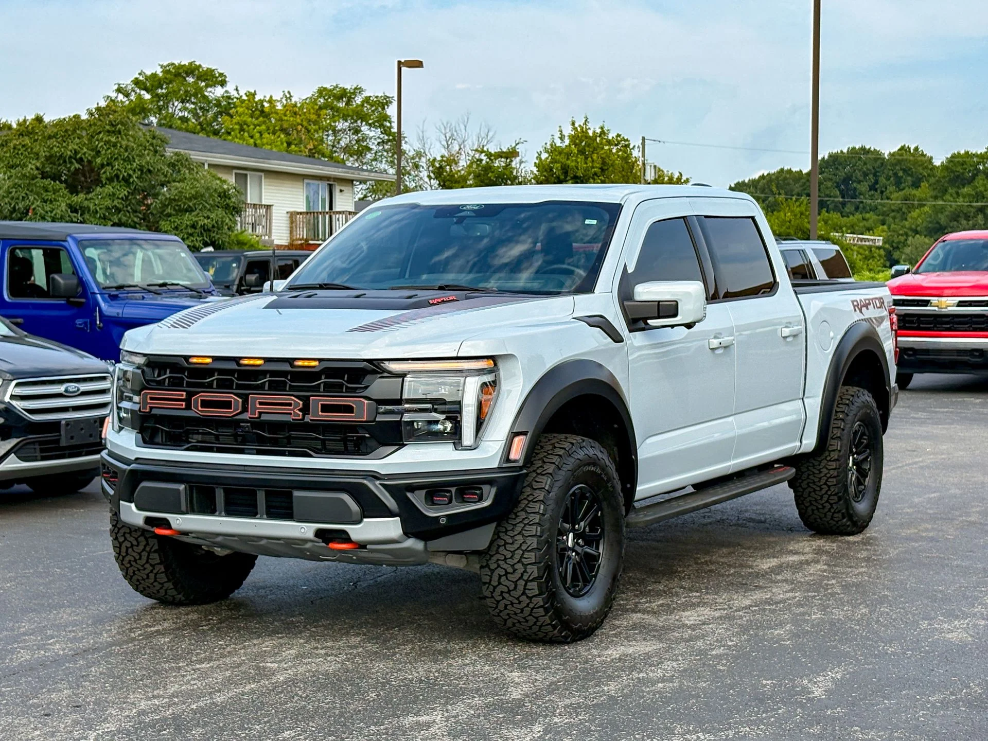 Used 2025 White Ford Raptor image 5