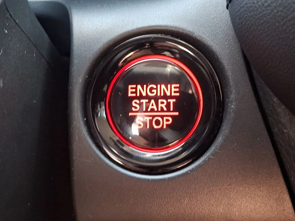 Used 2025  Honda LX image 22