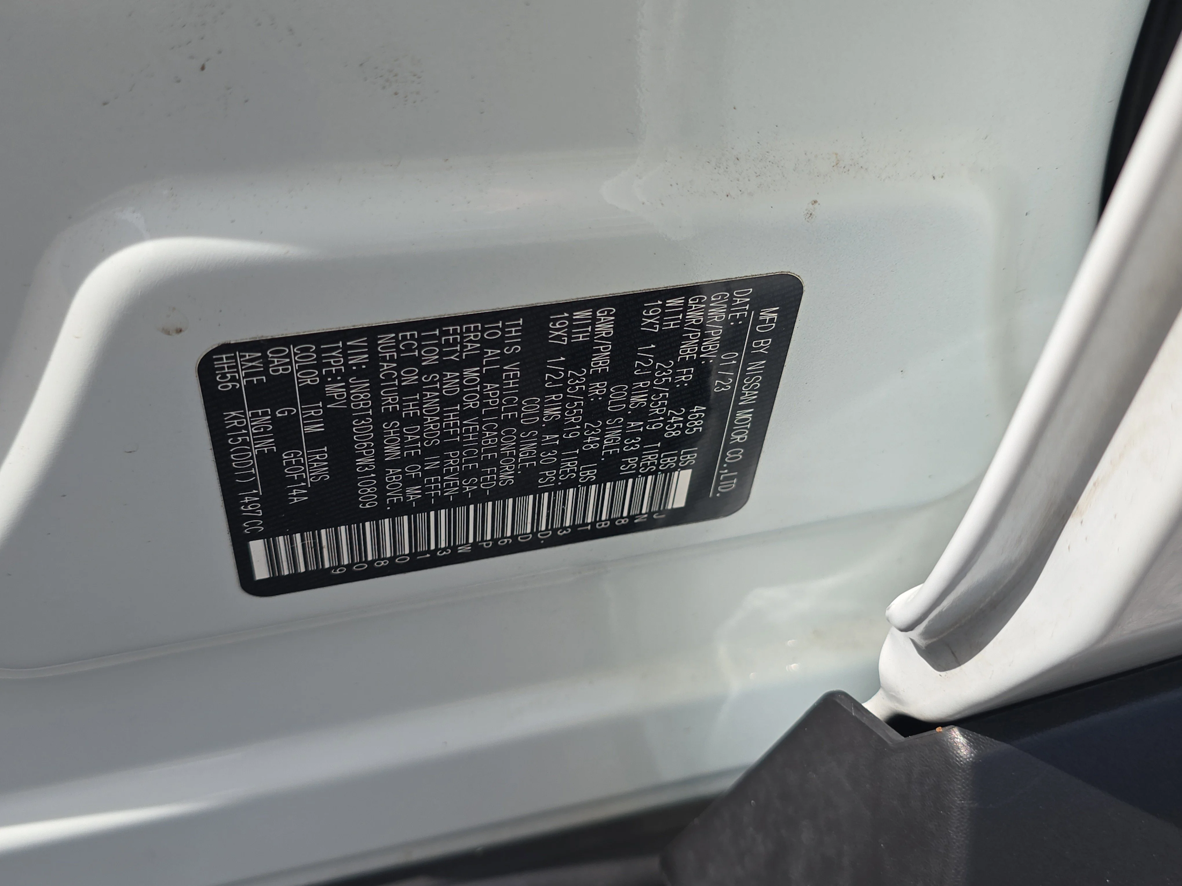 Certified Used 2023 Pearl White Tricoat Nissan Platinum image 35