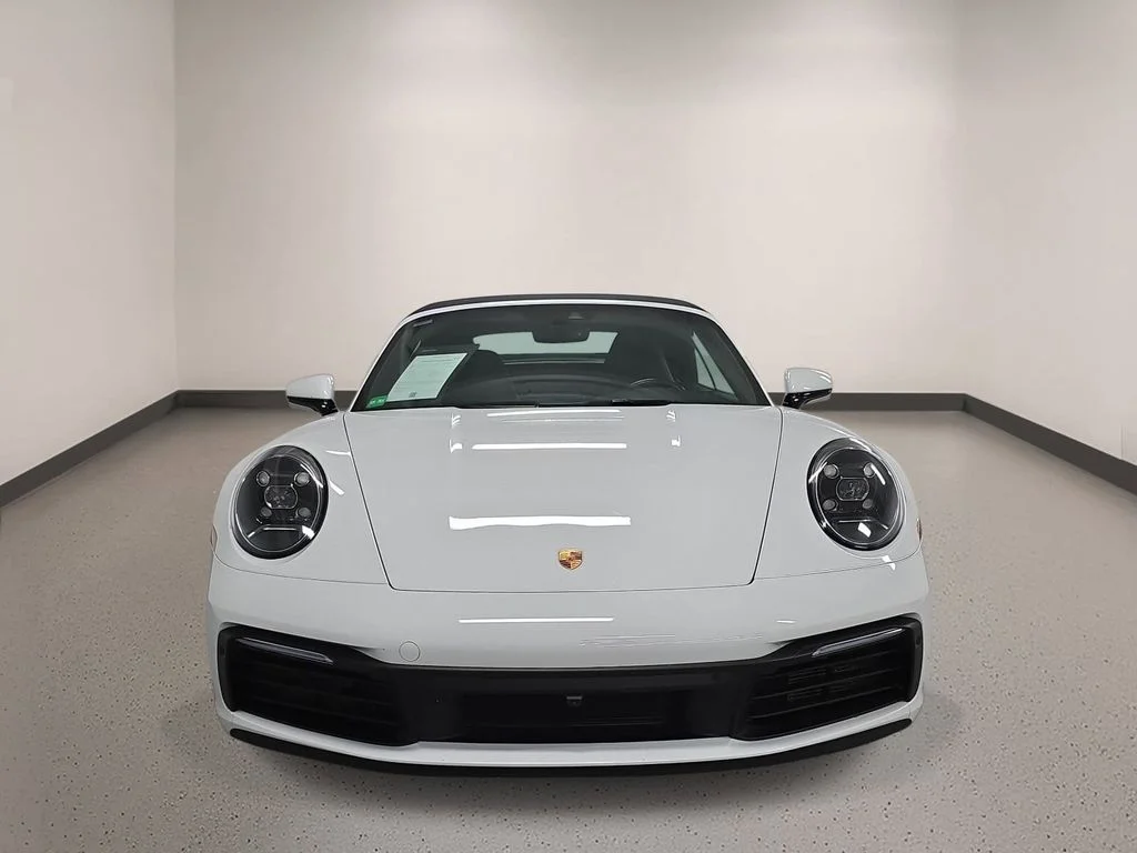 Certified Used 2022  Porsche Carrera image 9