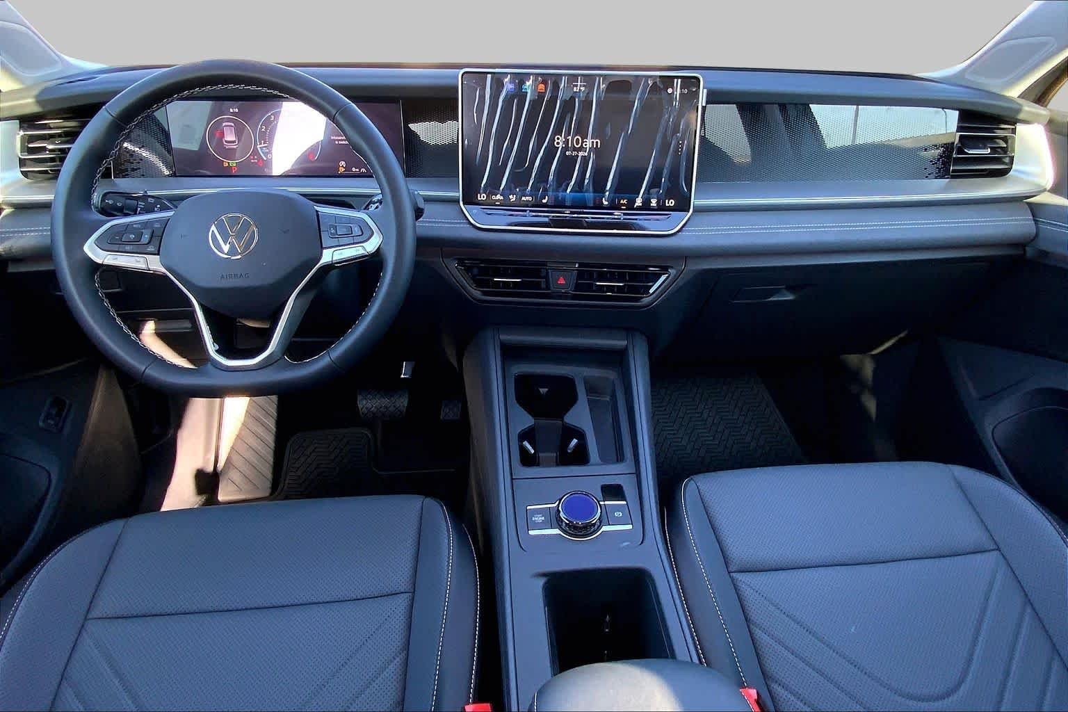 New 2026 Platinum Gray Metallic Volkswagen SE image 5