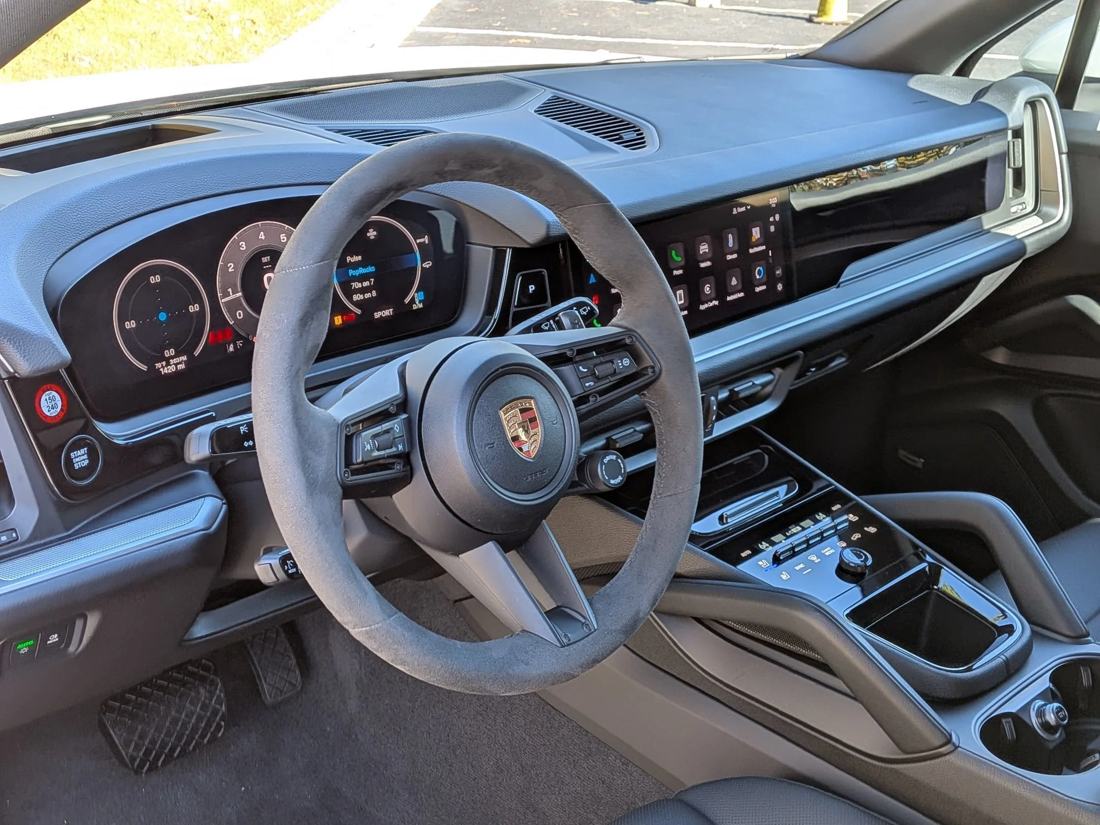Certified Used 2025 White Porsche  image 4