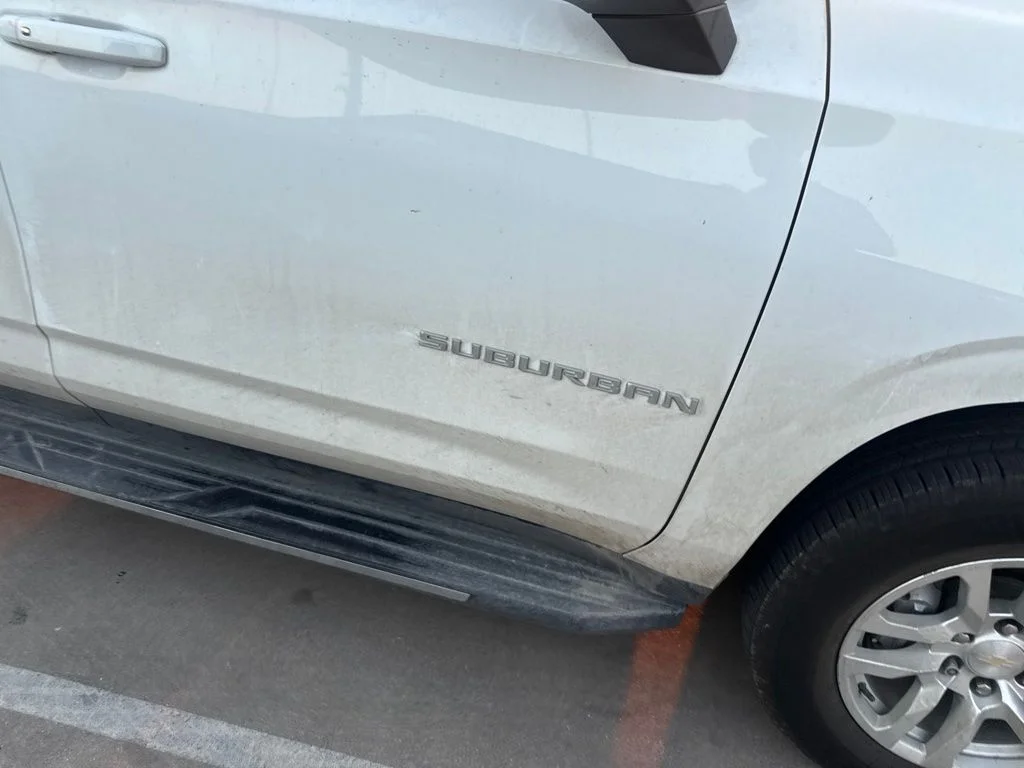 Used 2022 White Chevrolet LS image 3