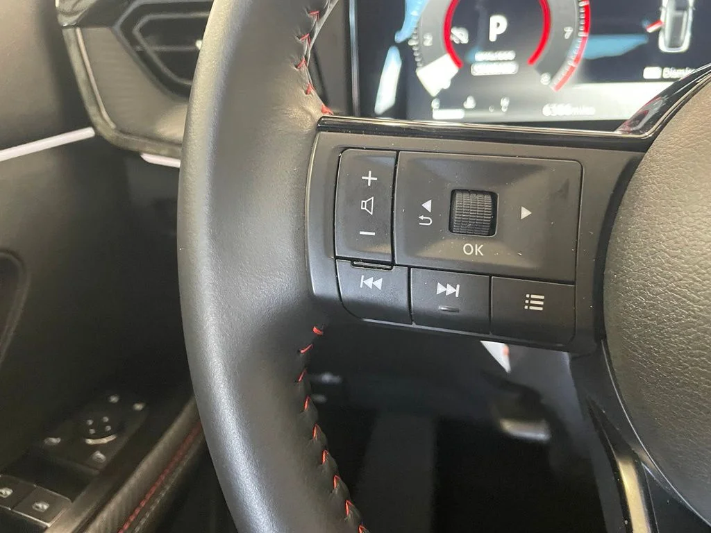 Certified Used 2025 Gray Nissan SR image 12