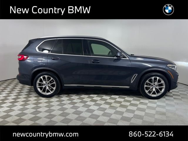 Used 2021 Arctic Grey Metallic BMW xDrive40i image 8