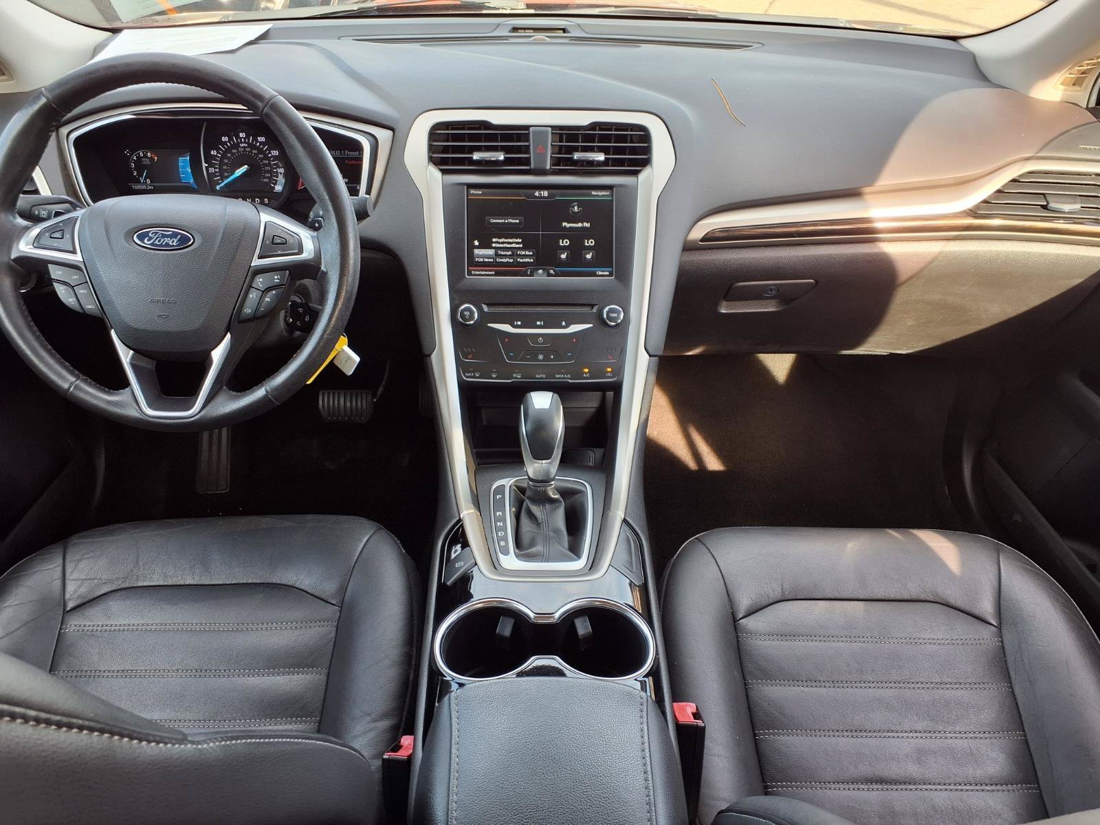 Used 2015 Bronze Fire Metallic Tinted Clearcoat Ford SE image 13