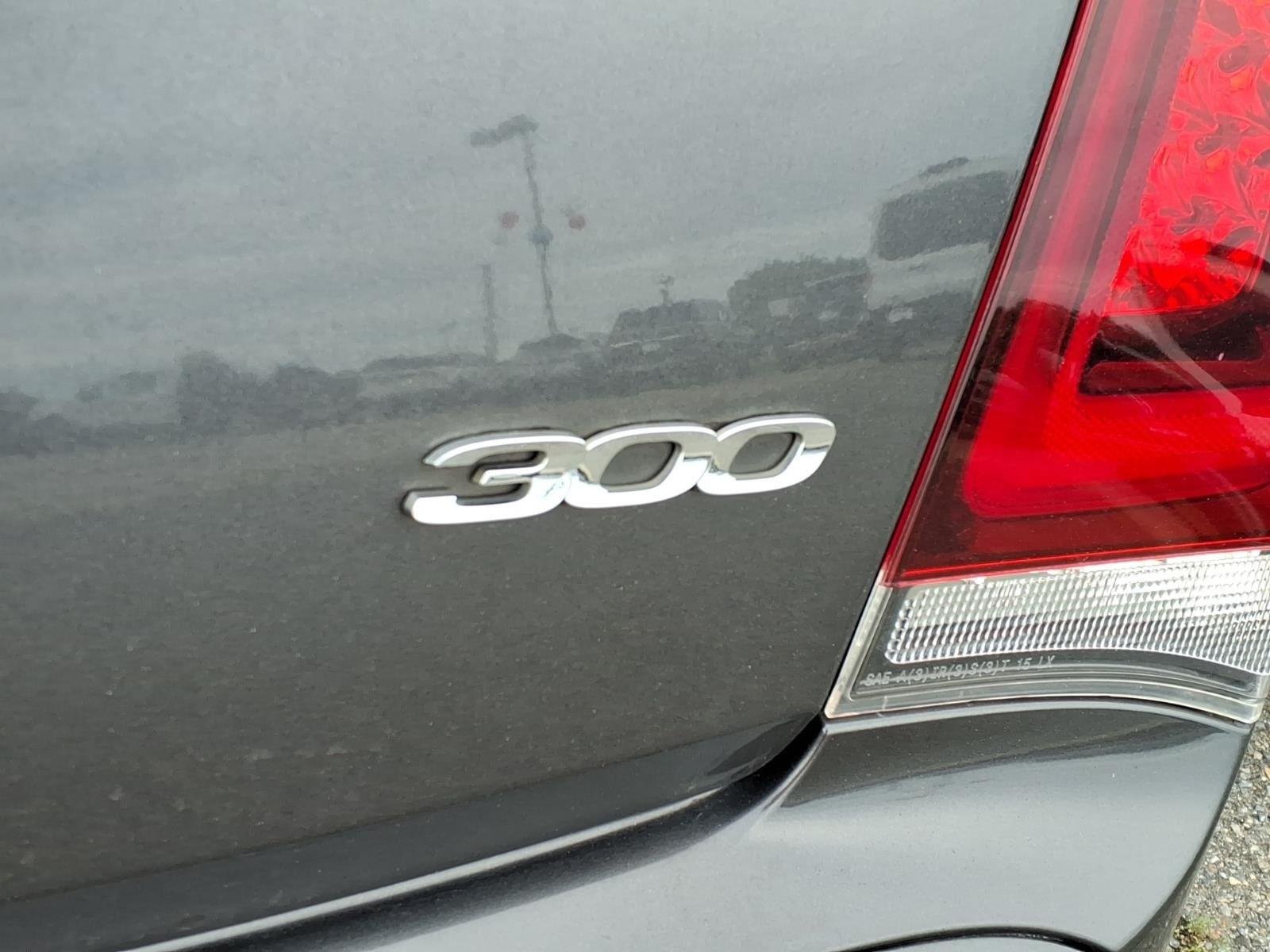 Used 2019 Gray Chrysler Touring image 7
