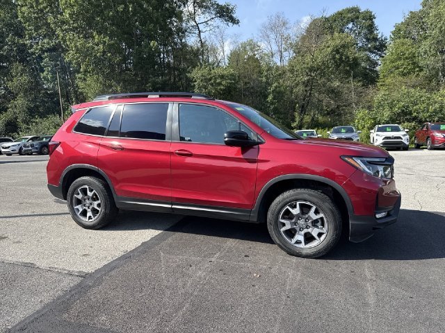 Used 2022 Radiant Red Metallic II Honda TrailSport image 18