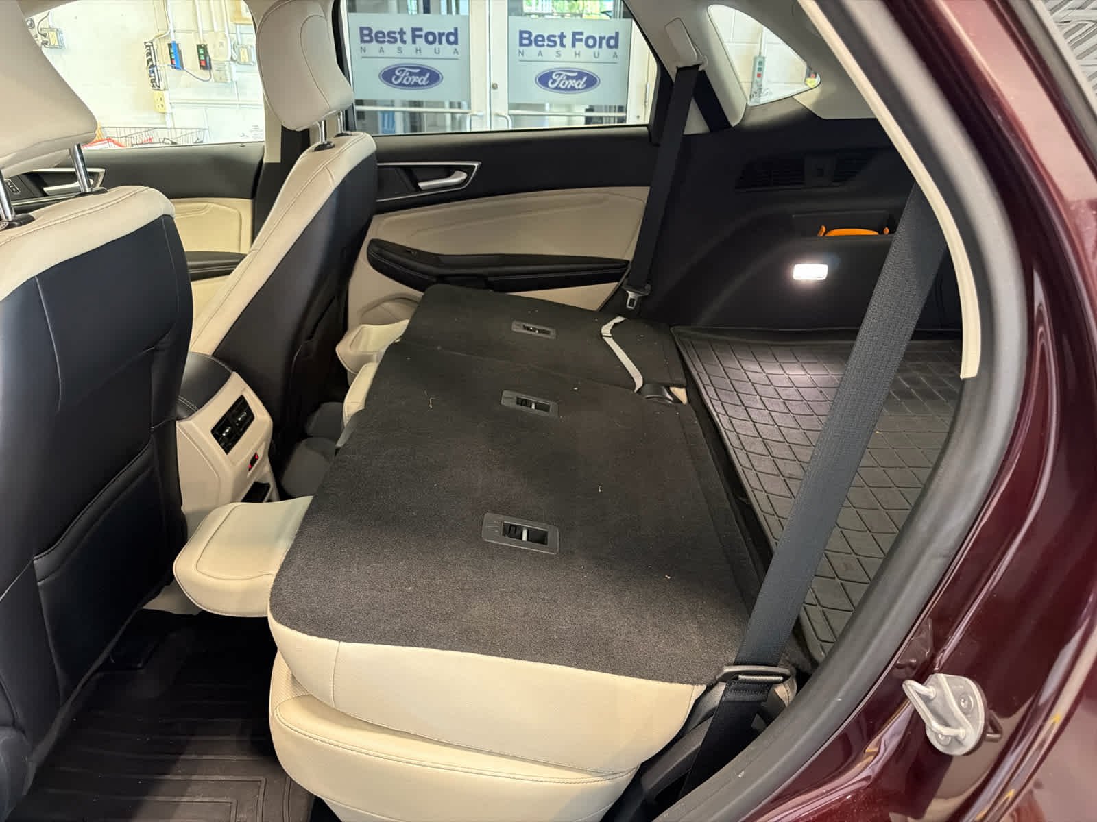 Used 2022 Burgundy Velvet Metallic Tinted Clearcoat Ford Titanium image 5