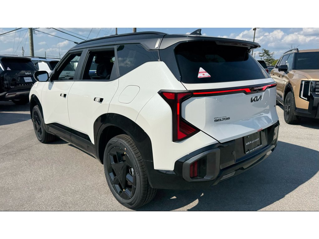 New 2027 Snow White Pearl / Black Roof Kia X-Line S image 25