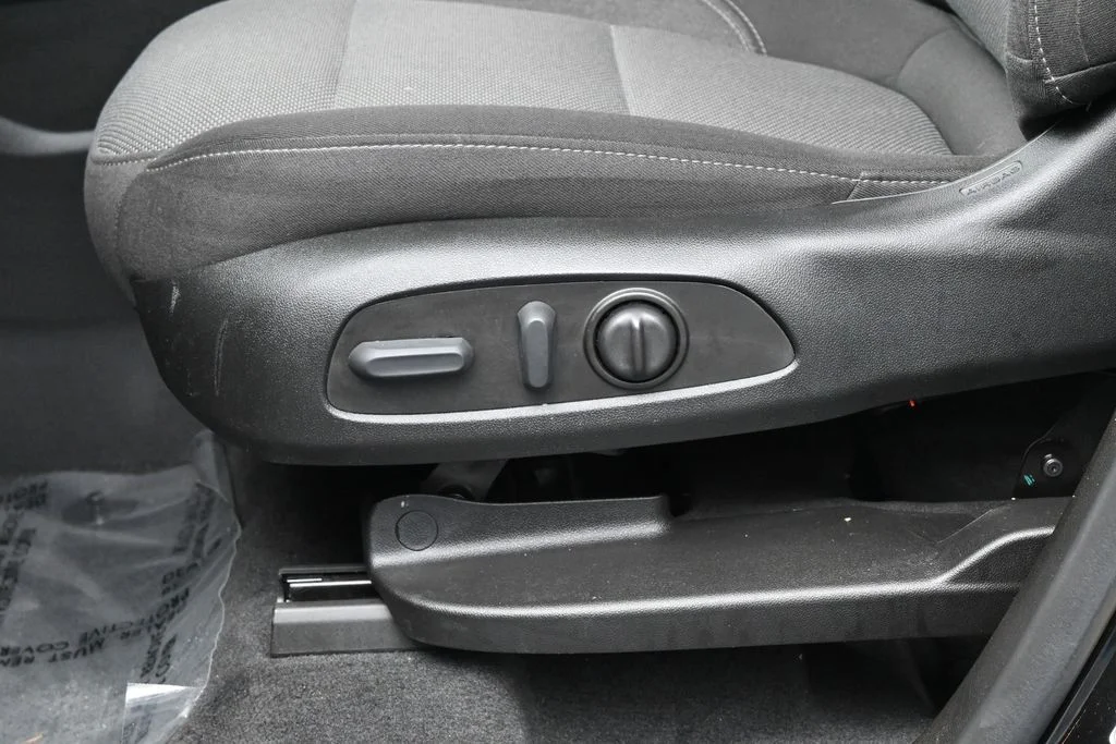 Used 2023 Mosaic Black Metallic Chevrolet LT image 12