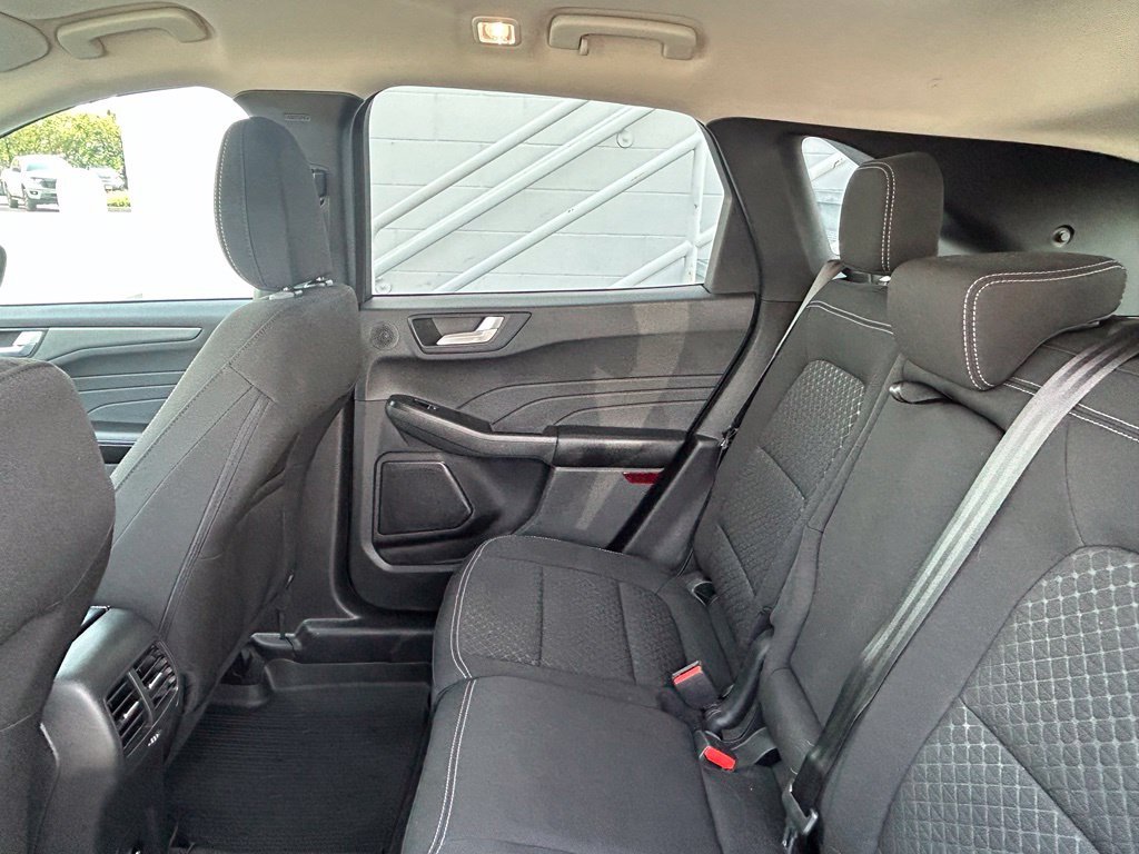 Used 2023 Vapor Blue Ford Active image 19