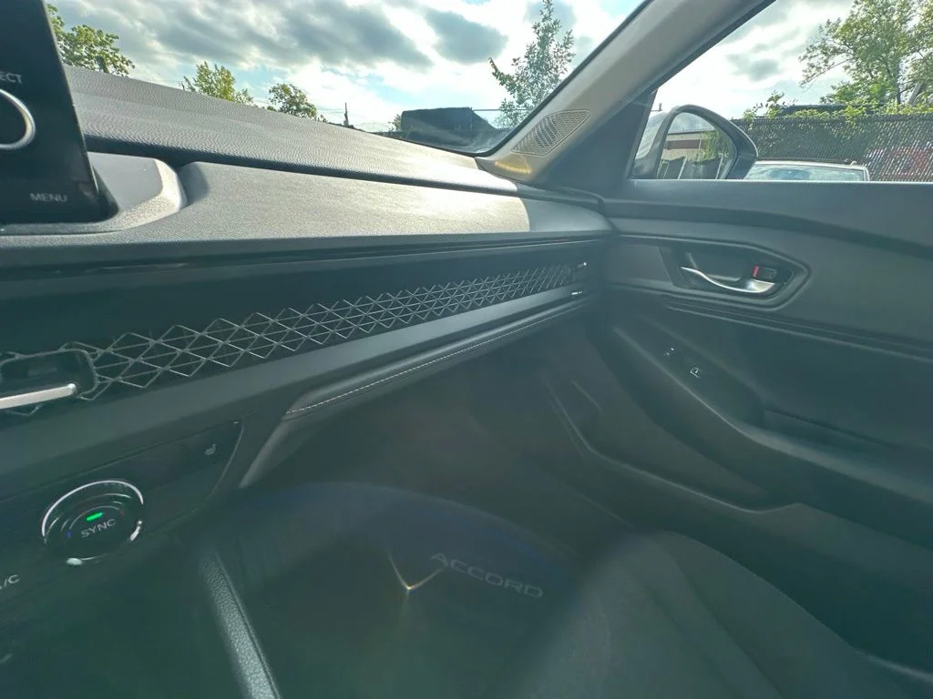 Used 2024  Honda EX image 20