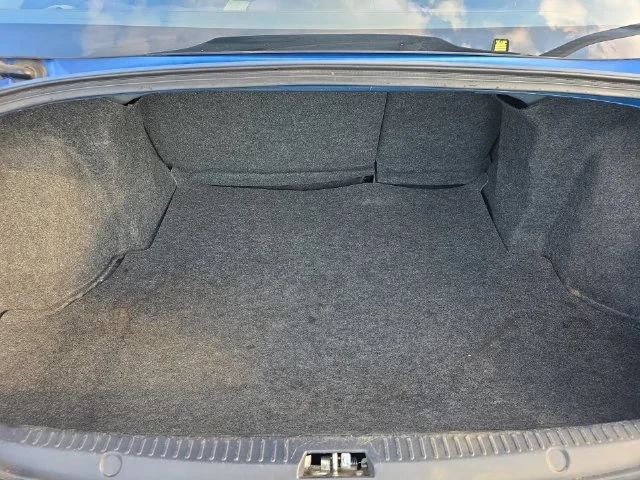 Used 2011  Mitsubishi ES image 13