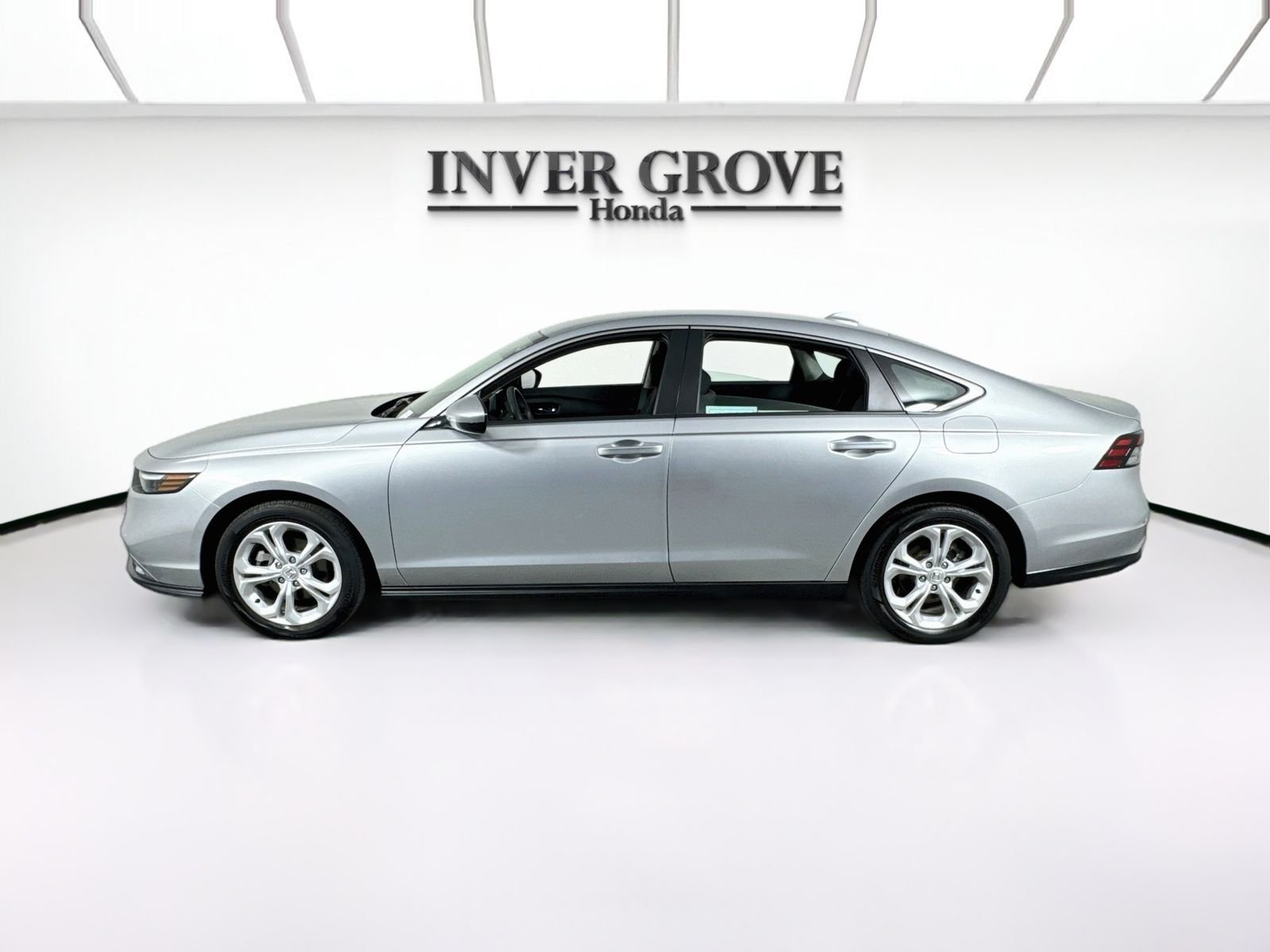 2024 Honda Accord LX - Photo 8