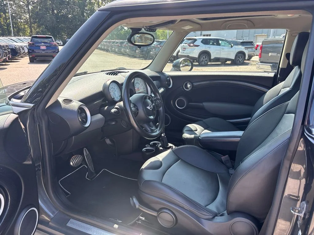 Used 2012 Gray MINI Base image 5