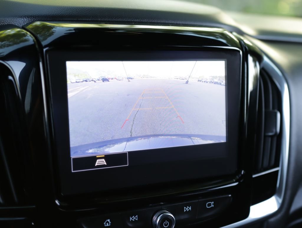 Used 2023 Northsky Blue Metallic Chevrolet LT Cloth image 14