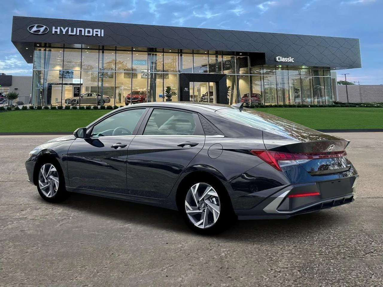 New 2026 Abyss Black Pearl Hyundai Limited image 4