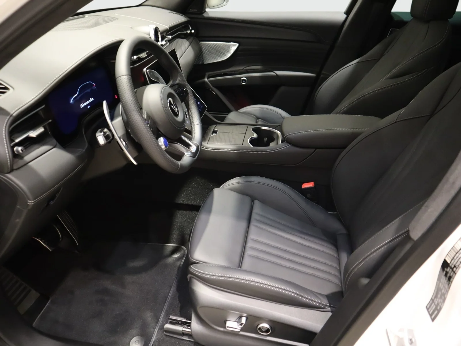 2026 Maserati Grecale Modena V6 - Photo 23