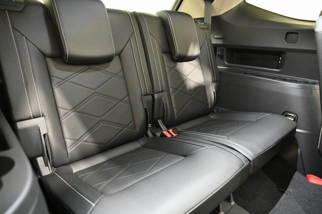 2026 Volkswagen Atlas SE w/Tech - Photo 29