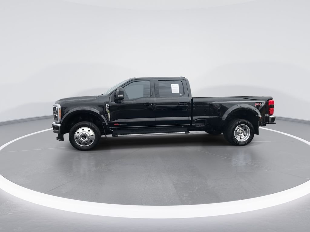 Used 2023 Black Ford Lariat image 5