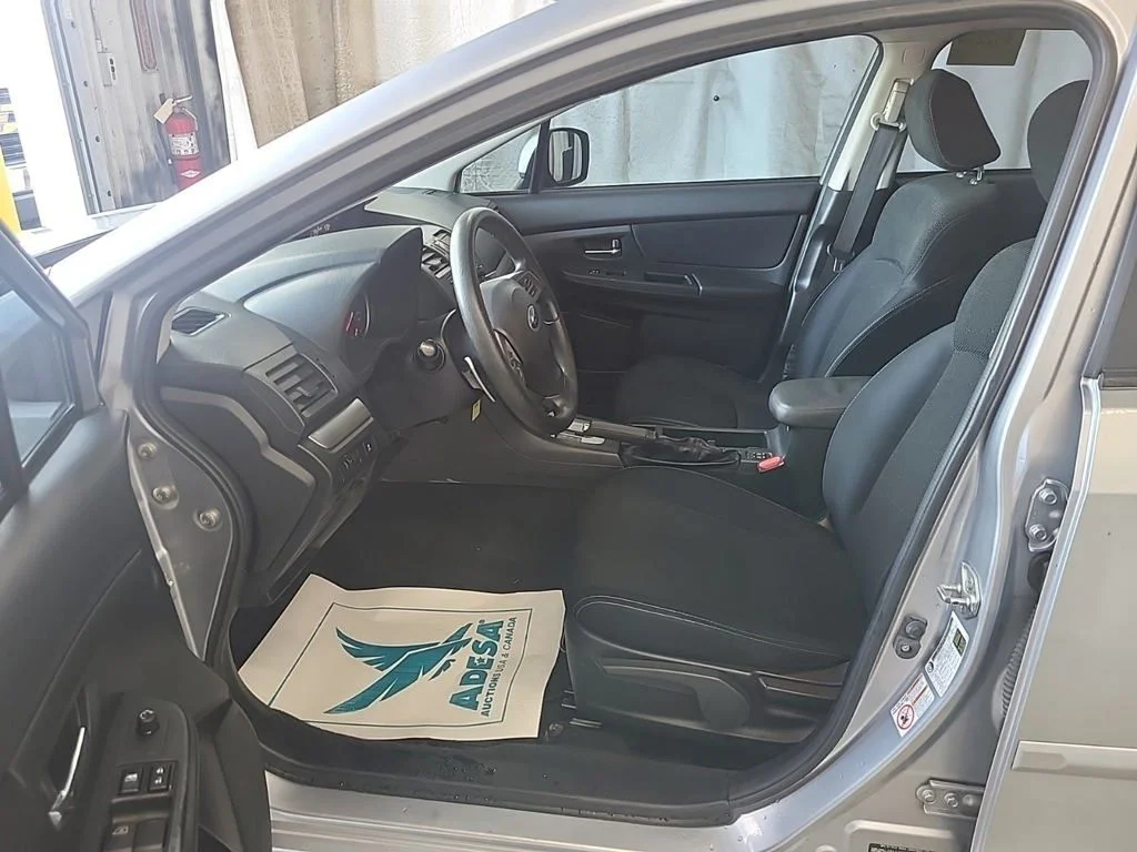 Used 2014 Silver Subaru 2.0i Premium image 9