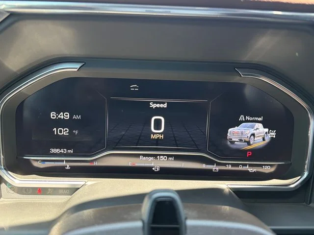 Used 2025 White GMC Denali image 11