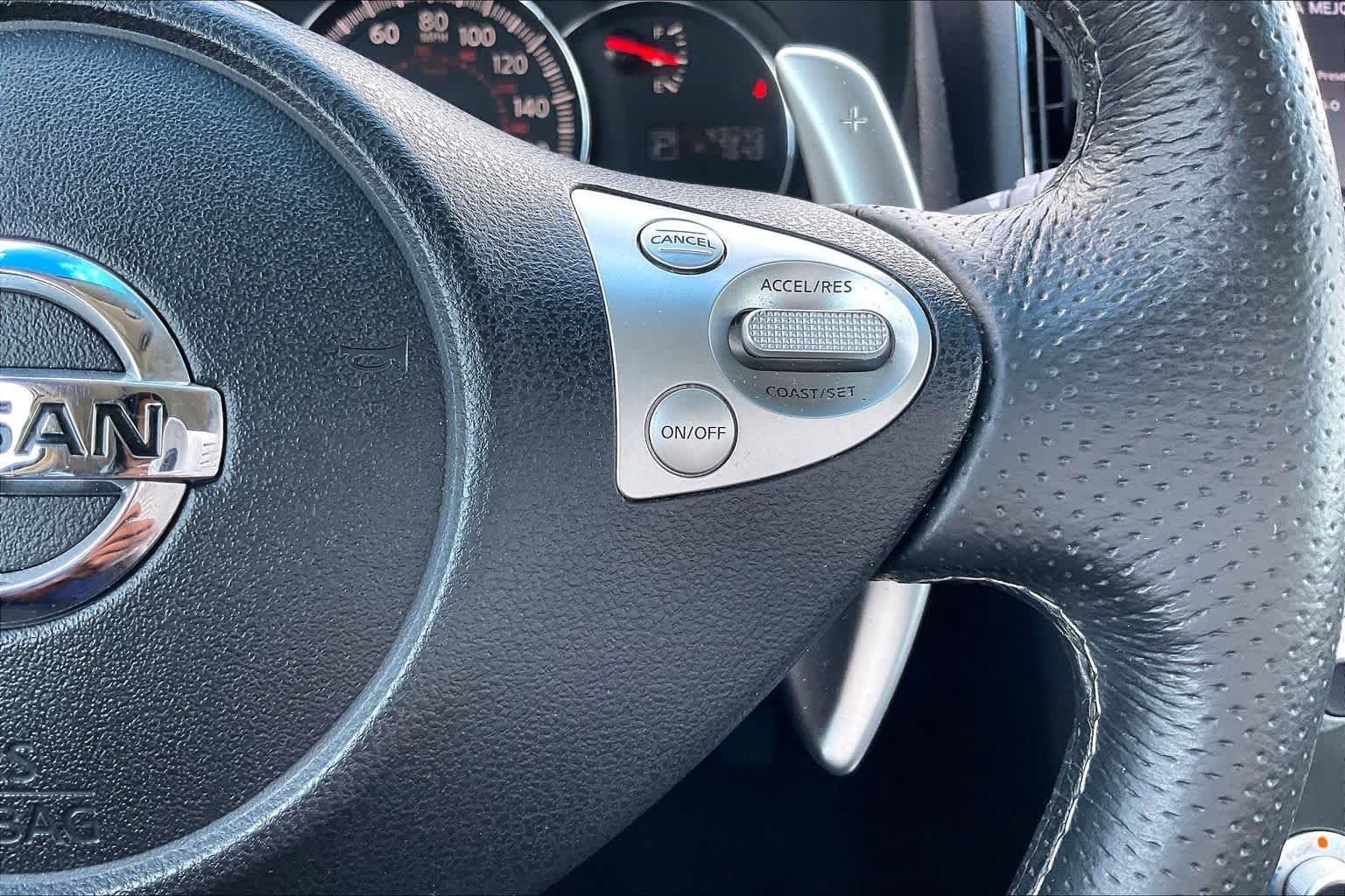 Used 2014 Navy Blue Metallic Nissan 3.5 SV w/Sport Pkg image 25