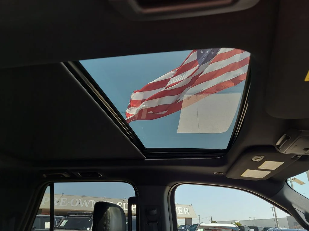 Used 2018 Gray Ford Limited image 7