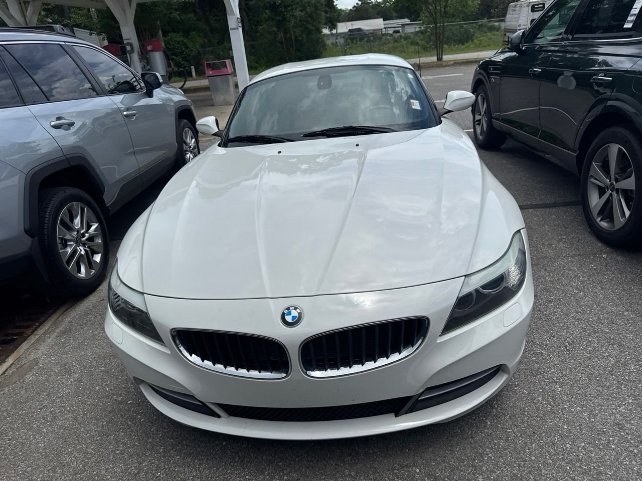 Used 2012 White BMW sDrive28i image 2