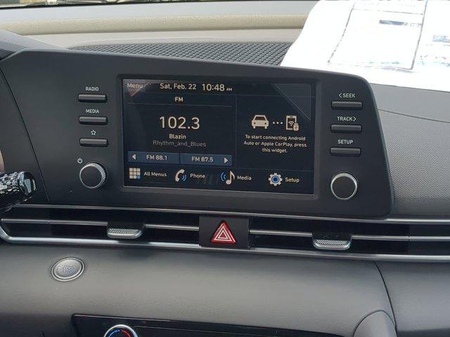 2025 Hyundai Elantra SEL - Photo 17