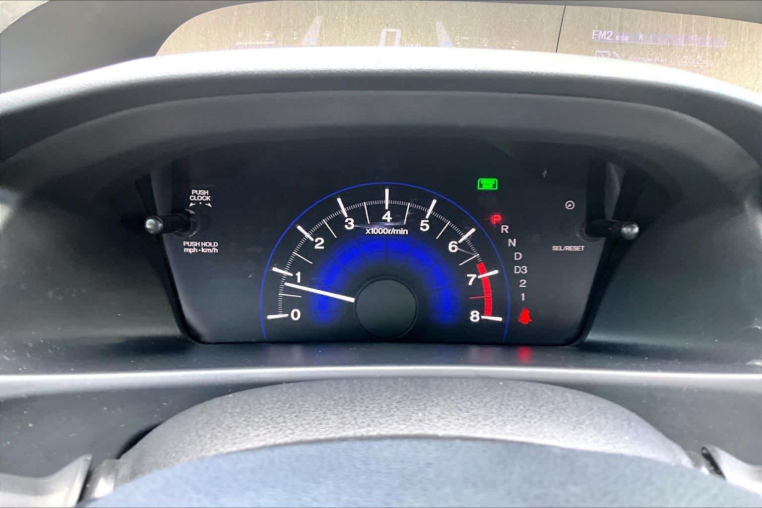 Used 2013 Alabaster Silver Metallic Honda LX image 24