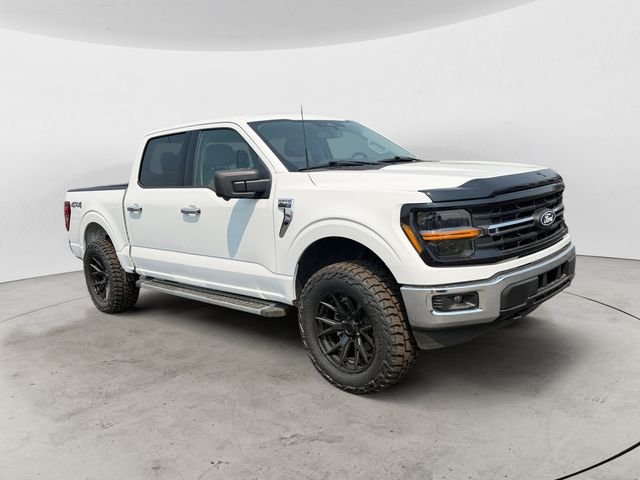 Used 2024 White Ford XLT image 3