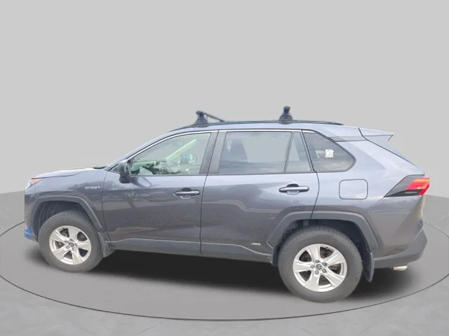 Used 2021 Gray Toyota LE image 7