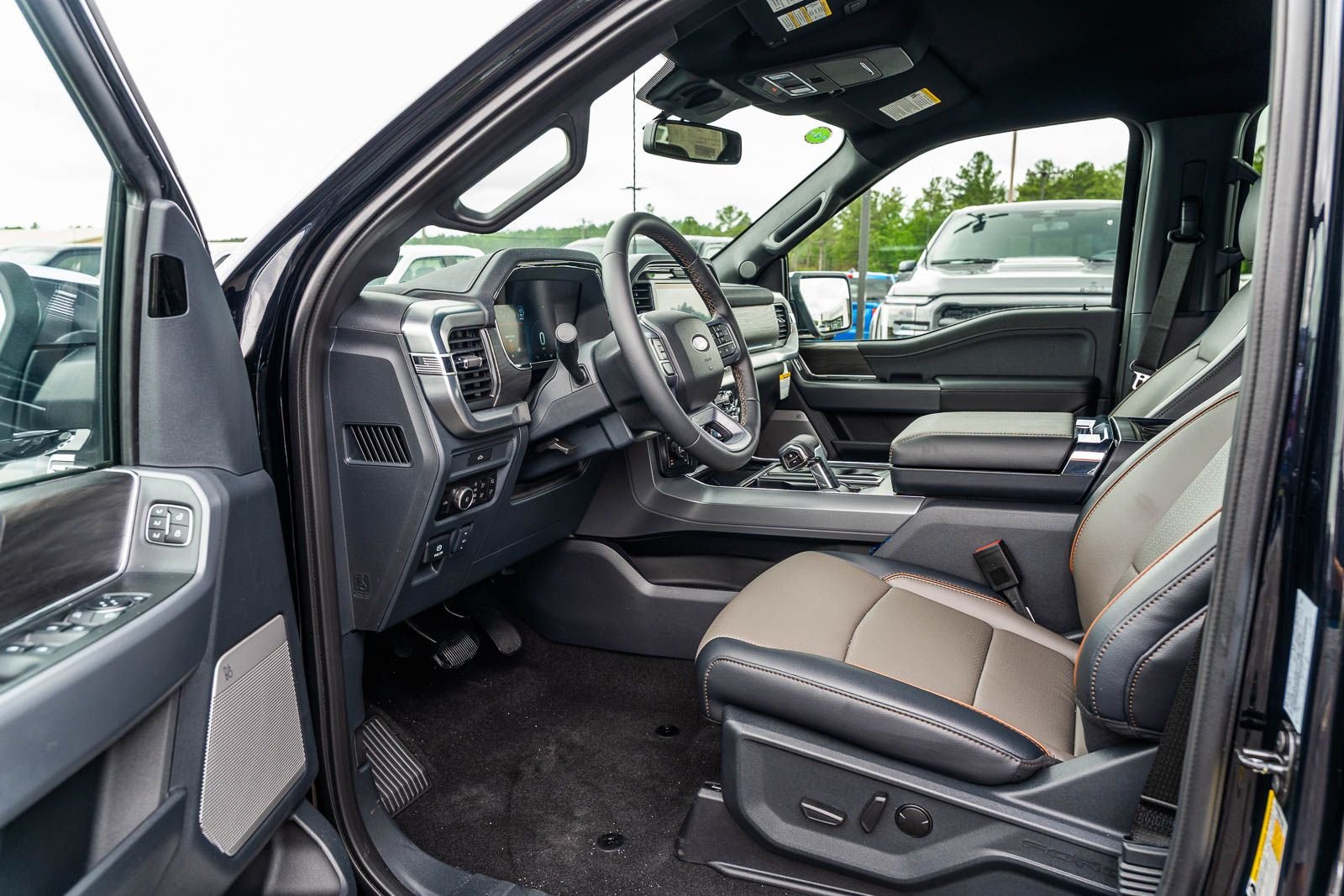 New 2026 Agate Black Metallic Ford Lariat® image 16