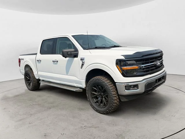 Used 2024 White Ford XLT image 3
