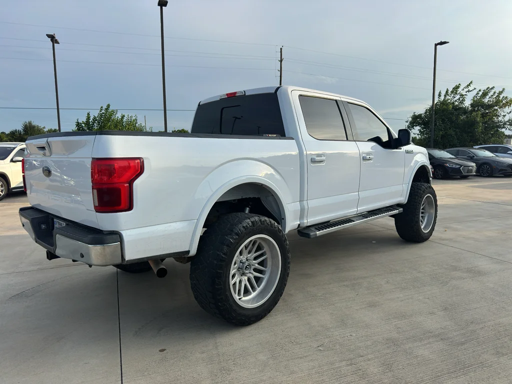 Used 2020 Oxford White Ford LARIAT image 6
