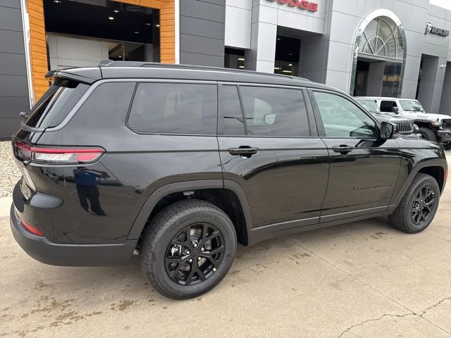 New 2026 Black Jeep Altitude image 29