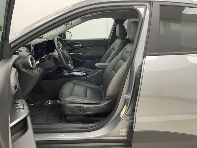 2024 Chevrolet Trax Activ - Photo 9
