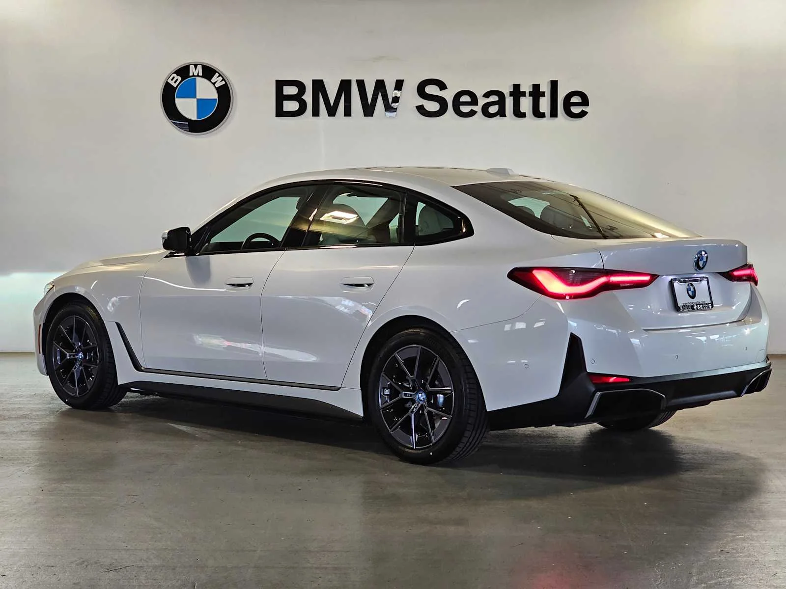 Certified Used 2023 Mineral White Metallic BMW eDrive40 image 4