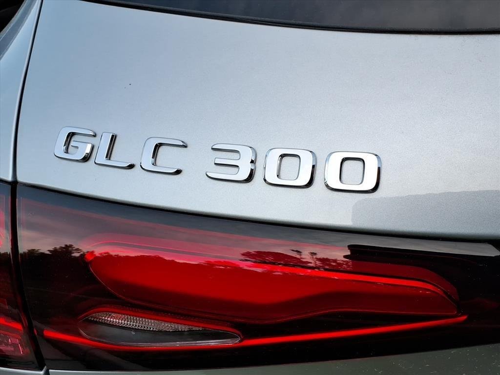 New 2026 SILVER Mercedes-Benz GLC 300 image 27