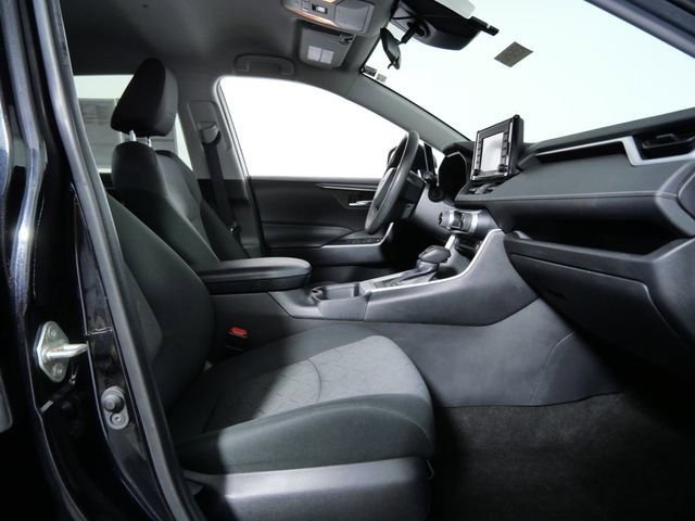 Used 2020 Black Toyota XLE image 11
