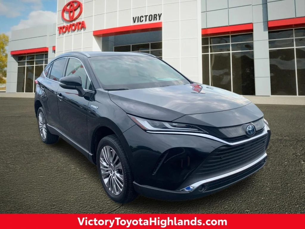 Used 2021 Black Toyota XLE image 1