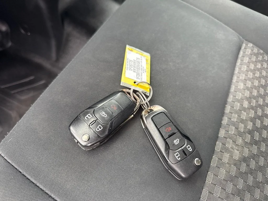 Used 2025 White Ford Base image 18