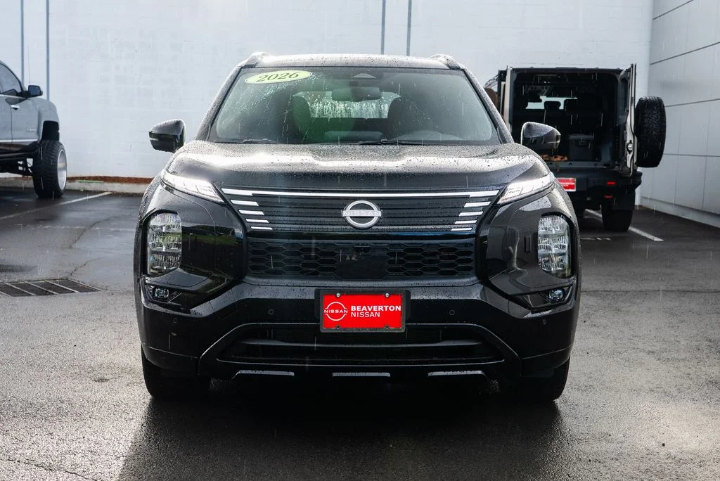 New 2026 Black Nissan Platinum image 2