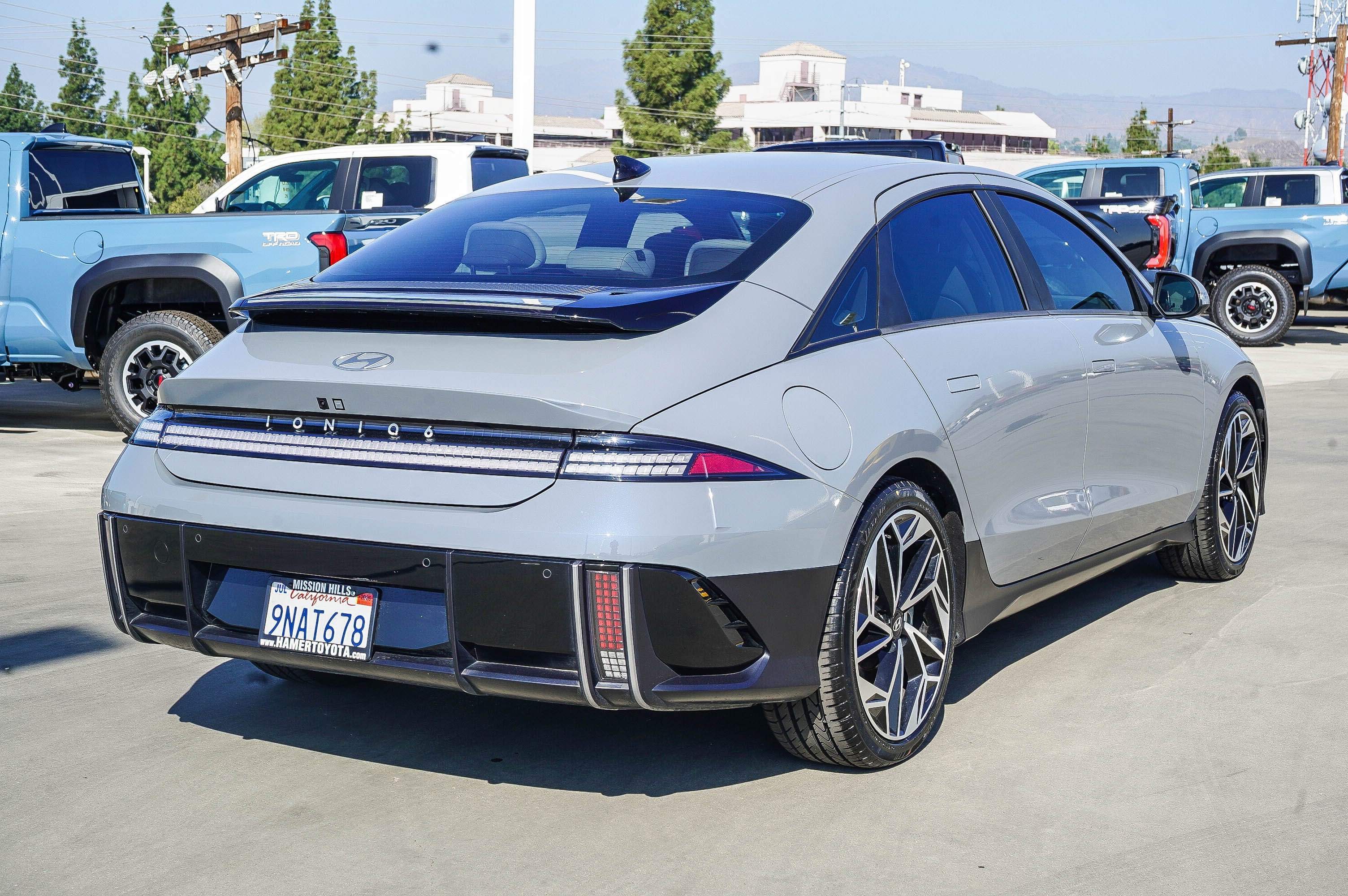 Used 2024 Transmission Blue Hyundai SEL image 6