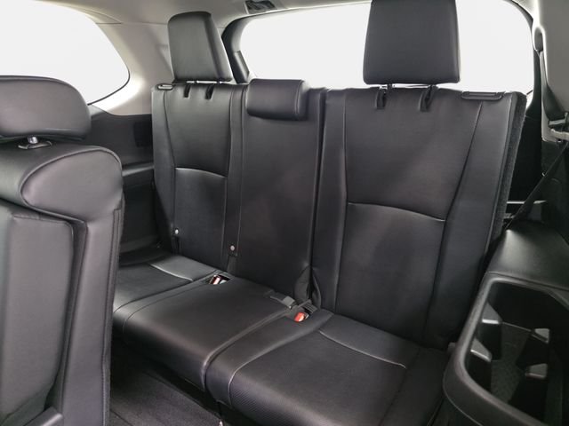 Certified Used 2024 White Toyota XLE image 36